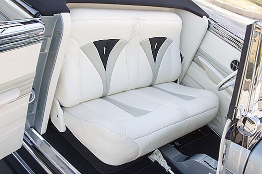 Donna's front seat interior.