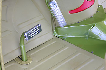 '34 Woodie Hood Ornament