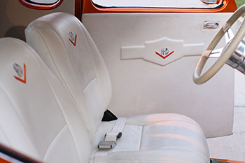 White Harley Davidsons Embroidered Seats